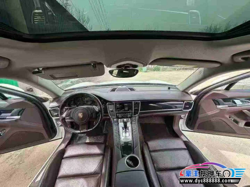 15年保时捷帕纳梅拉轿车抵押车出售