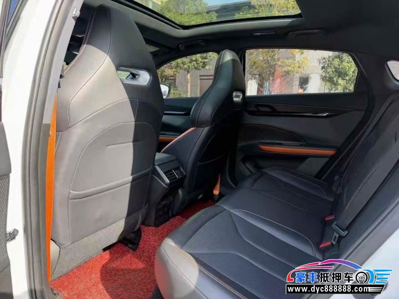 24年长安长安UNI轿车抵押车出售