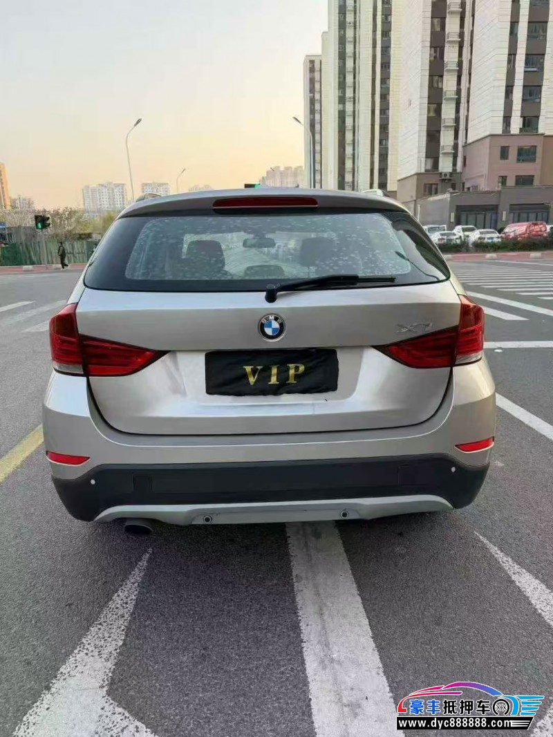 13年宝马X1轿车抵押车出售