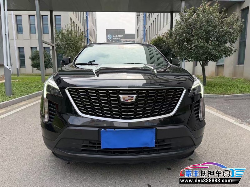 抵押车出售19年凯迪拉克XT4轿车