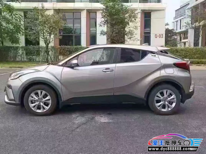 23年丰田奕泽轿车抵押车出售