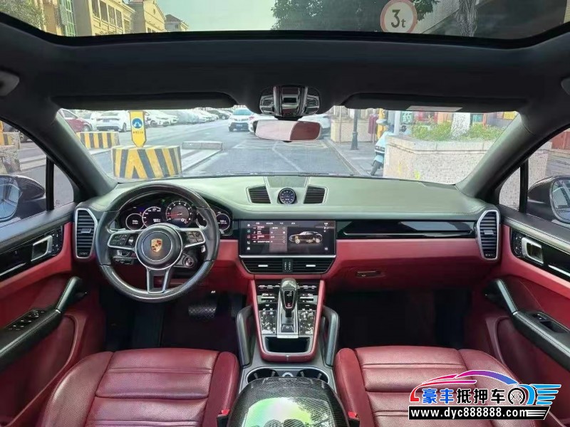 22年保时捷卡宴轿车抵押车出售