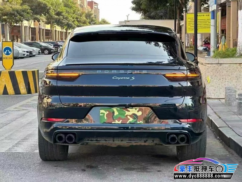 22年保时捷卡宴轿车抵押车出售