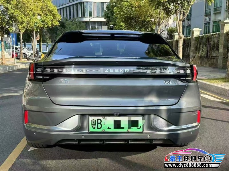 22年极氪001轿车抵押车出售