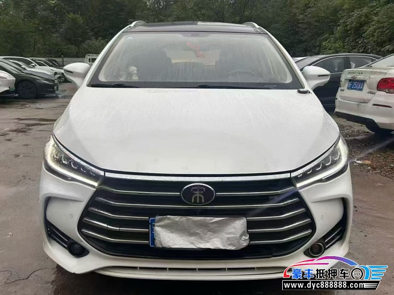 18年比亚迪宋轿车抵押车出售