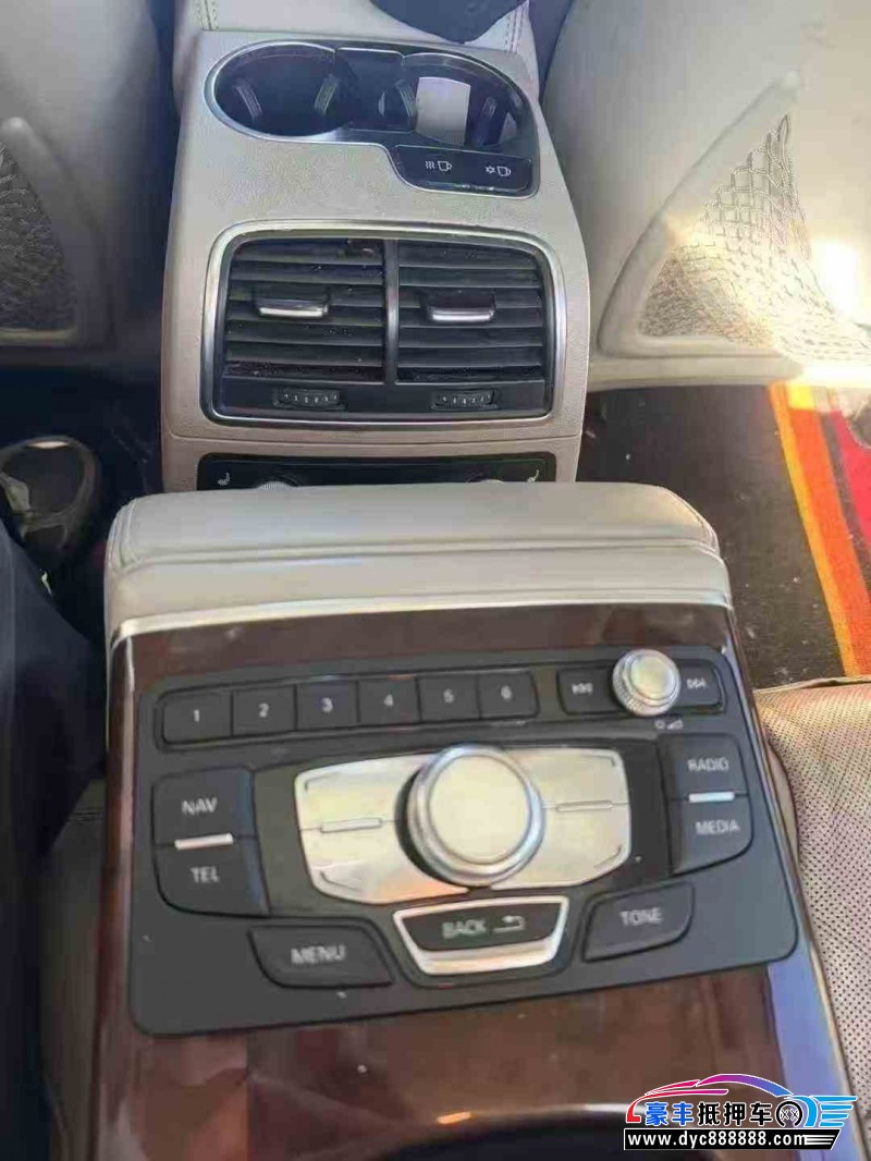 13年奥迪A6L轿车抵押车出售