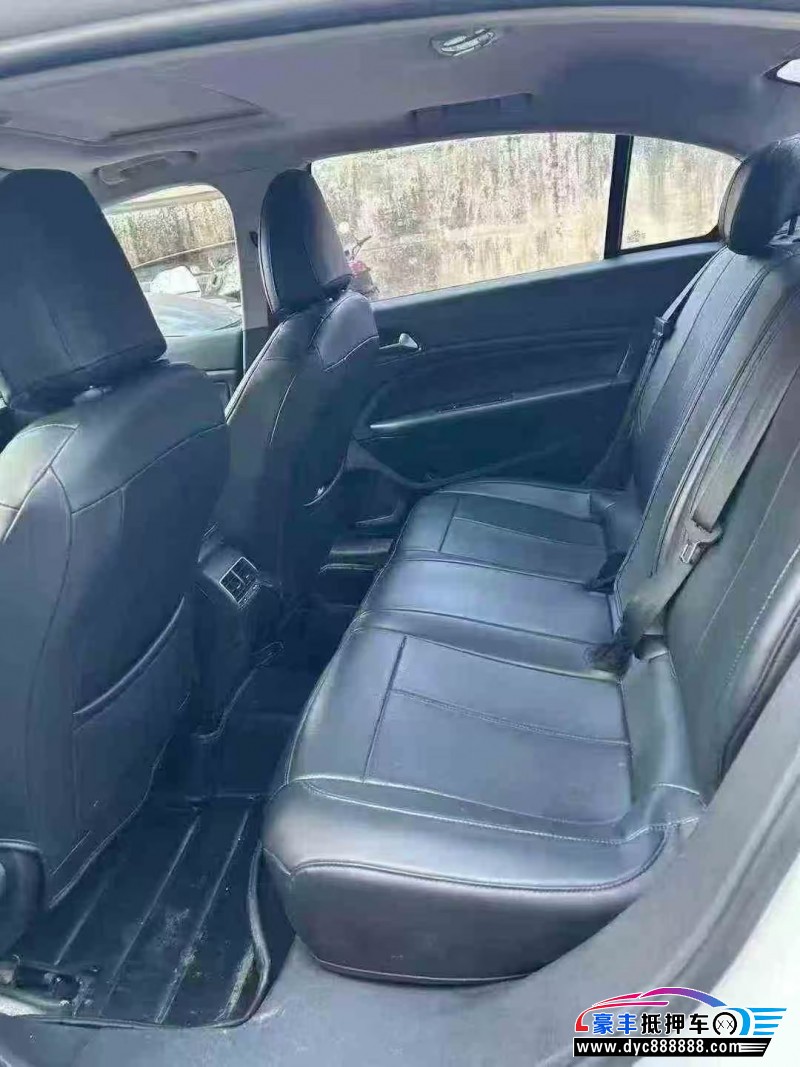 17年标致408轿车抵押车出售