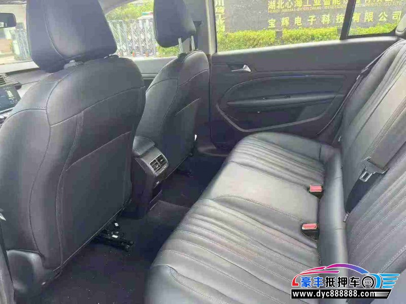 25年标致408轿车抵押车出售