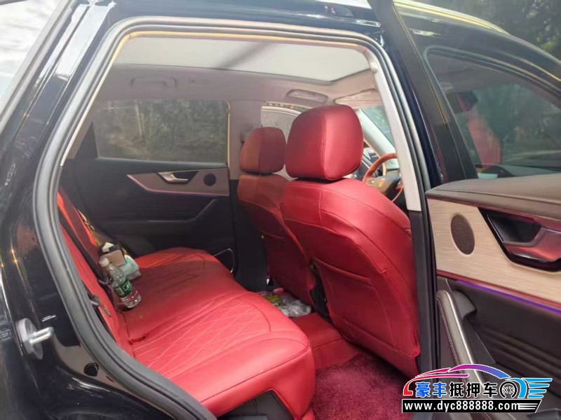 25年红旗HS5轿车抵押车出售