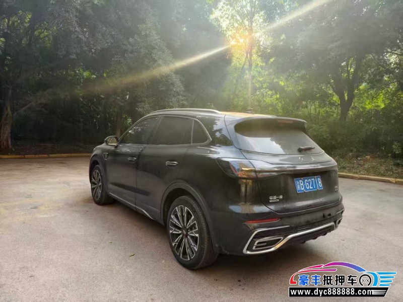 25年红旗HS5轿车抵押车出售