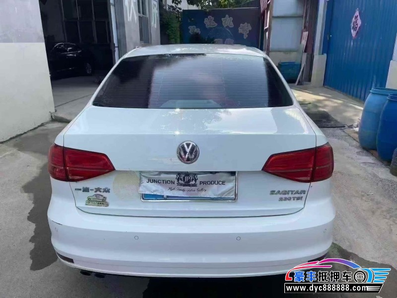 16年大众速腾轿车抵押车出售