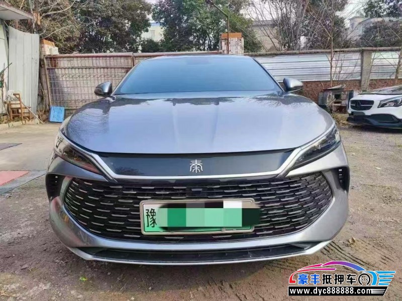 25年比亚迪秦轿车抵押车出售