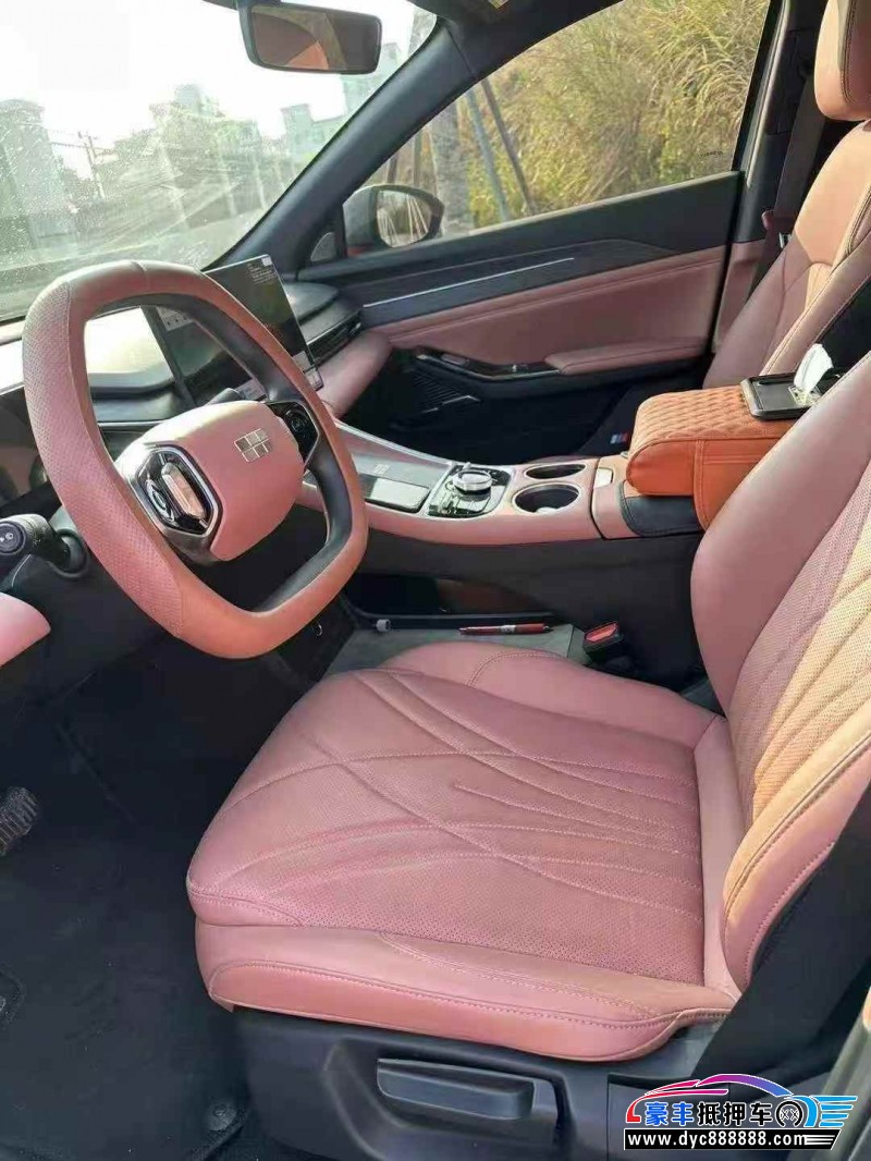 25年吉利银河L6轿车抵押车出售