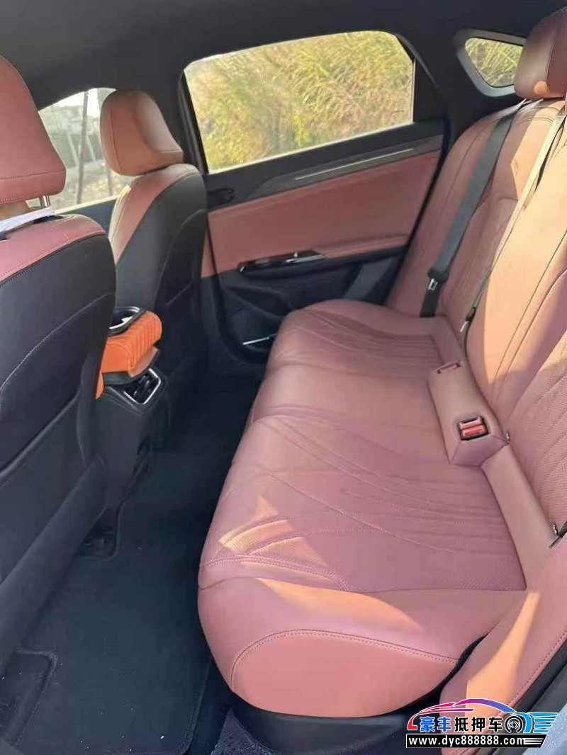 25年吉利银河L6轿车抵押车出售