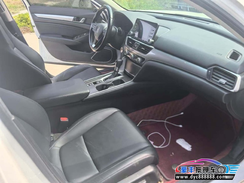 21年本田雅阁轿车抵押车出售