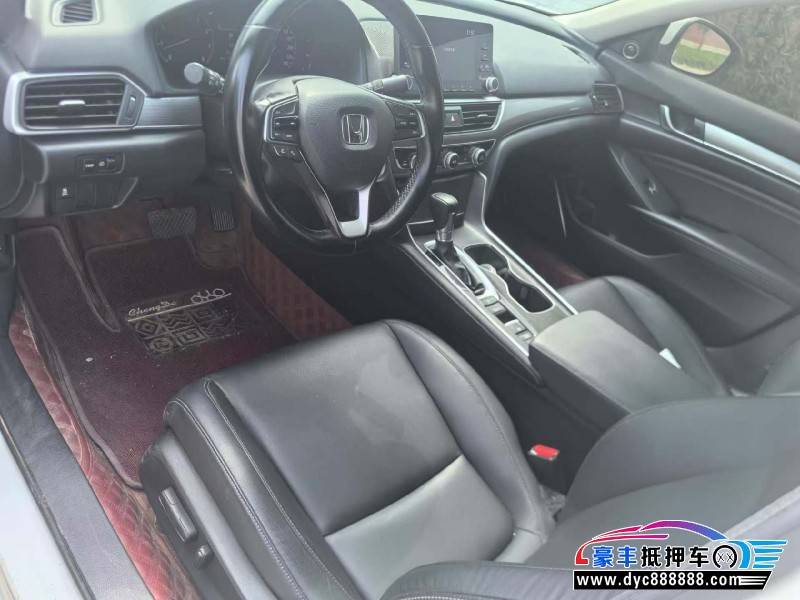 21年本田雅阁轿车抵押车出售
