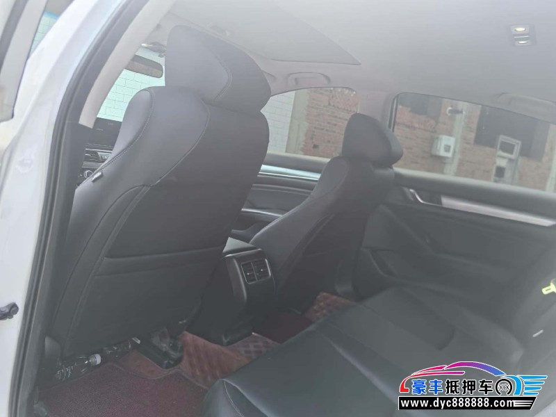 21年本田雅阁轿车抵押车出售