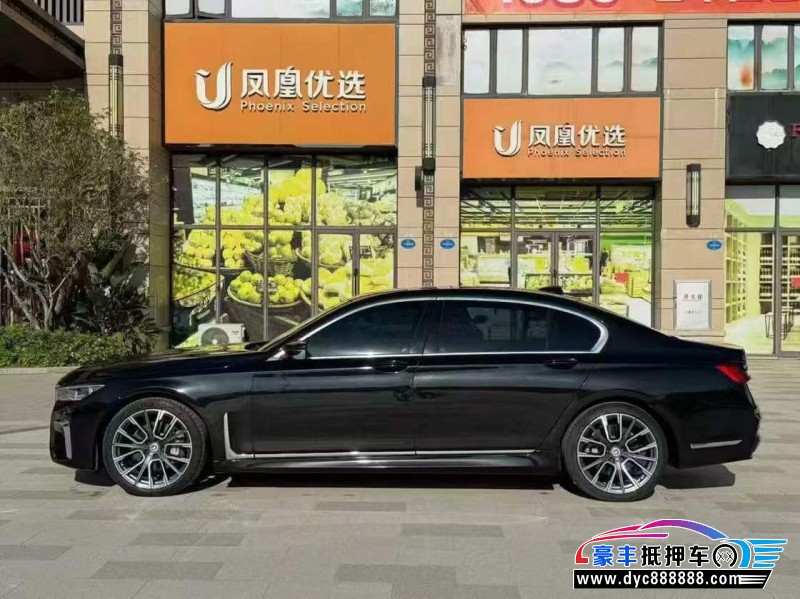 18年宝马7系轿车抵押车出售