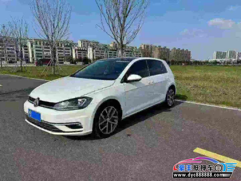 21年大众高尔夫轿车抵押车出售