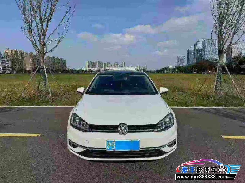 21年大众高尔夫轿车抵押车出售