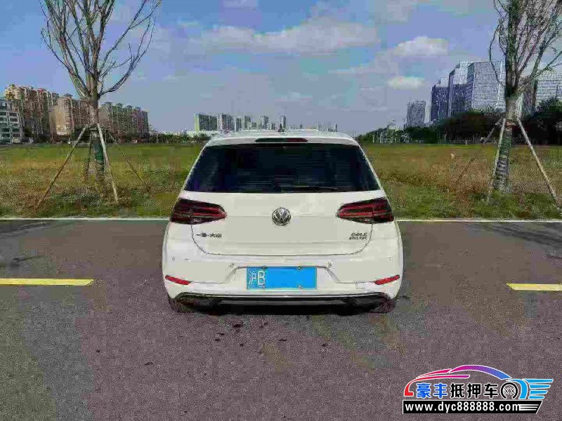 21年大众高尔夫轿车抵押车出售