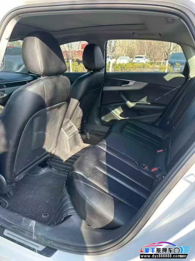 19年奥迪A4L轿车抵押车出售