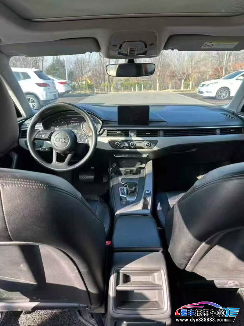 19年奥迪A4L轿车抵押车出售