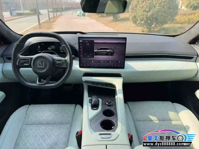 24年极氪001轿车抵押车出售