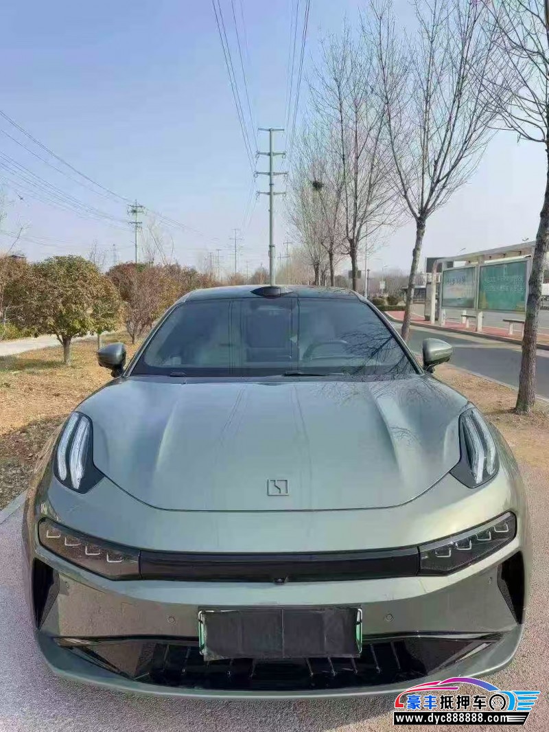 抵押车出售24年极氪001轿车