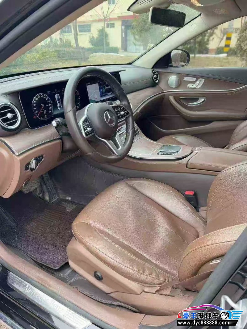 19年奔驰E轿车抵押车出售
