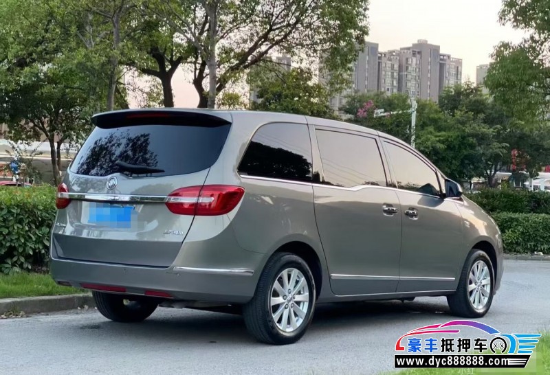 20年别克GL8轿车抵押车出售