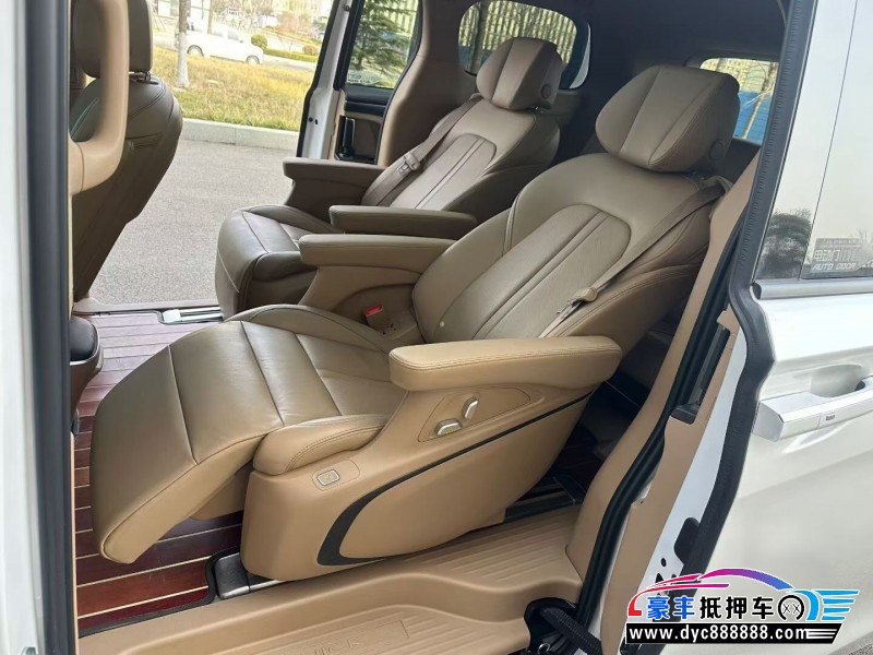 21年别克GL8轿车抵押车出售