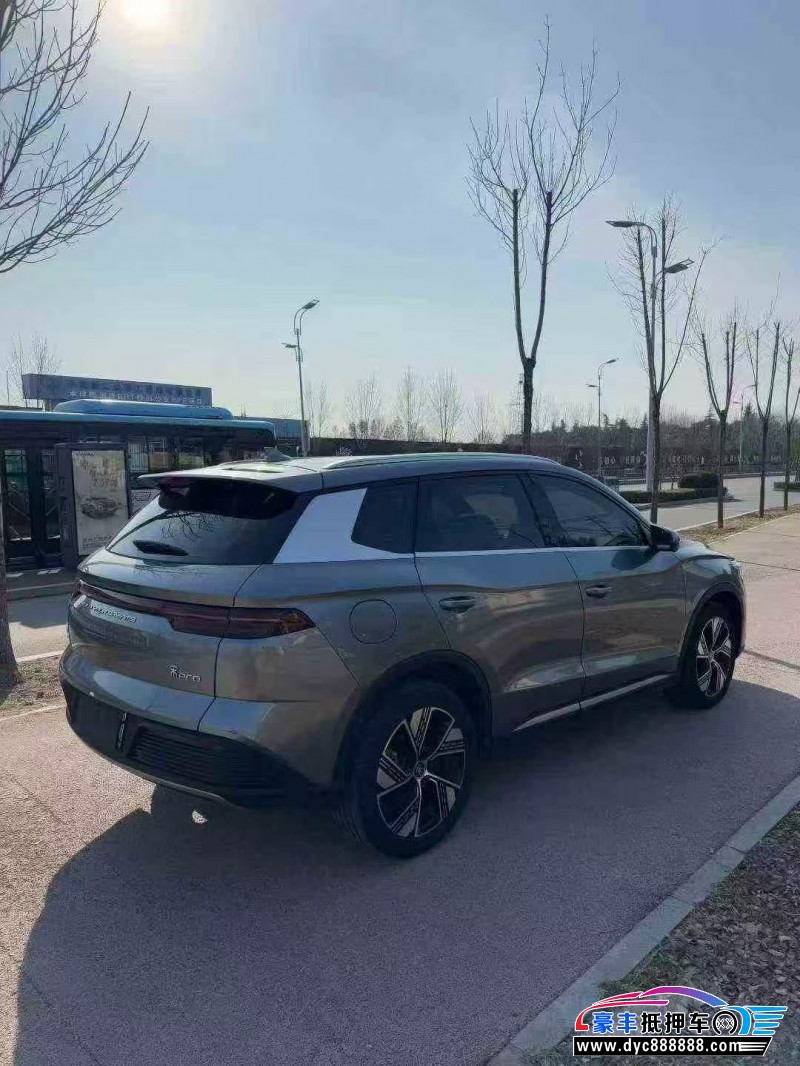 24年比亚迪宋轿车抵押车出售