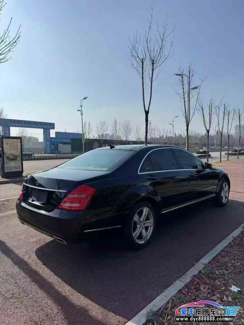 12年奔驰S轿车抵押车出售