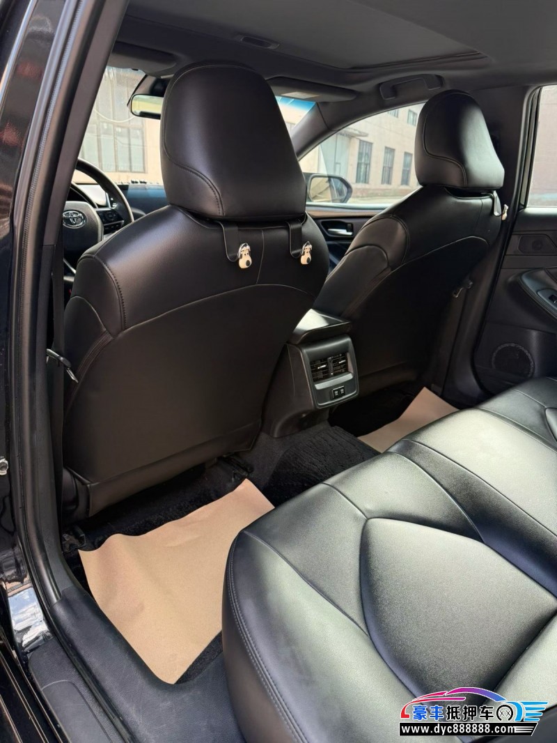 21年丰田亚洲龙轿车抵押车出售