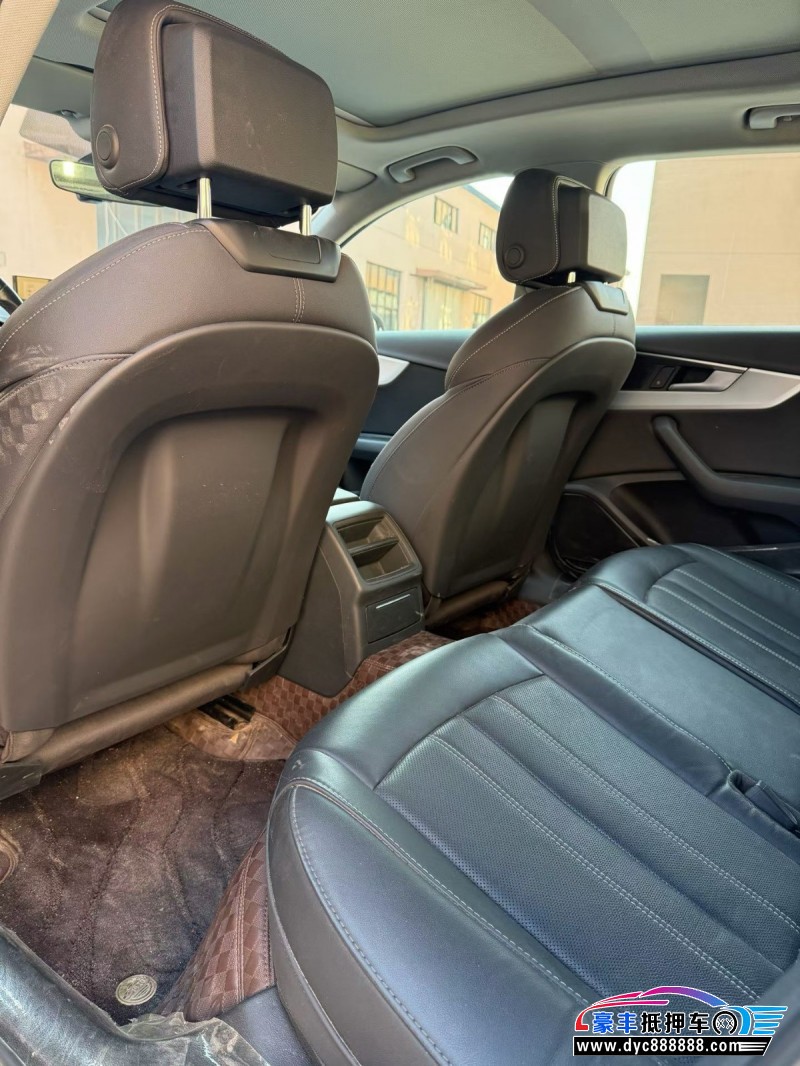 23年奥迪A4L轿车抵押车出售