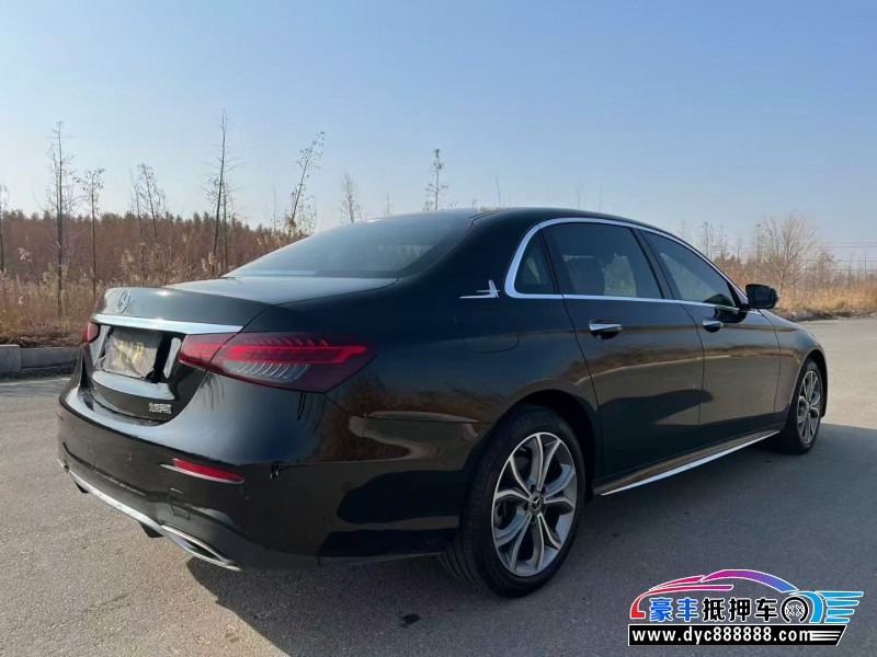 22年奔驰E轿车抵押车出售