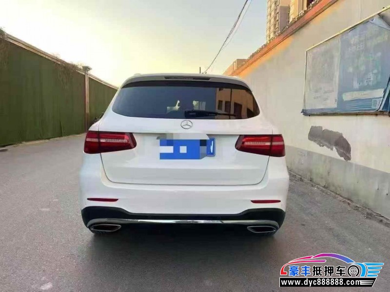 17年奔驰GLC(进口)轿车抵押车出售