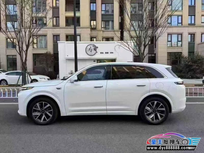 23年理想L7轿车抵押车出售