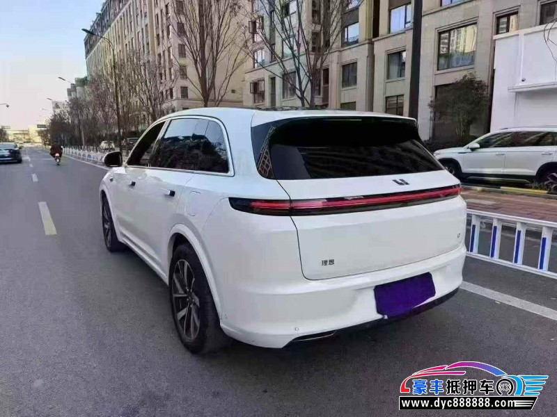 23年理想L7轿车抵押车出售