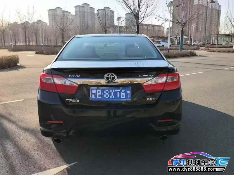 13年丰田凯美瑞轿车抵押车出售