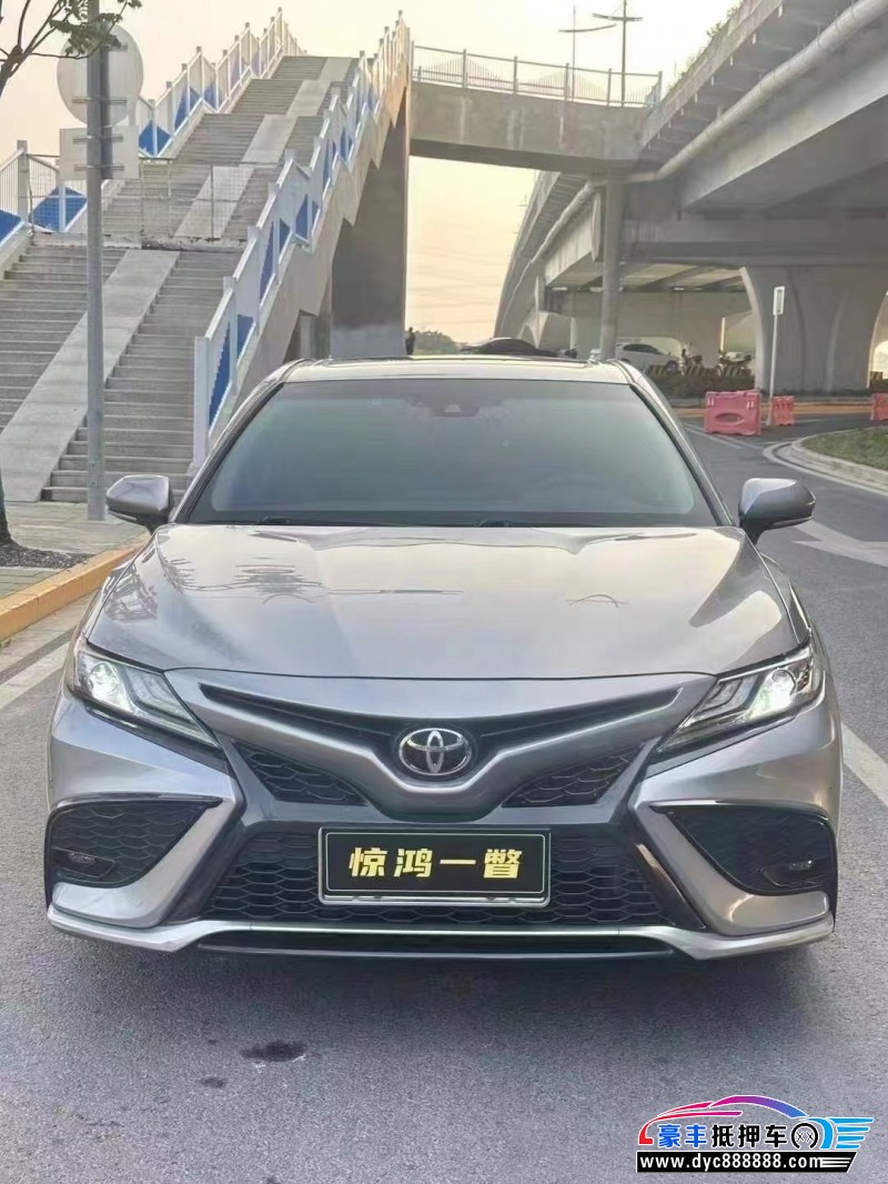 23年丰田凯美瑞轿车抵押车出售