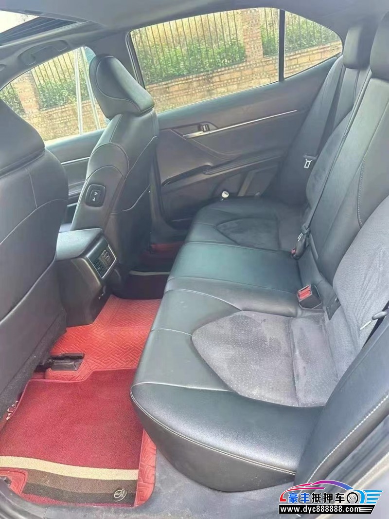 23年丰田凯美瑞轿车抵押车出售