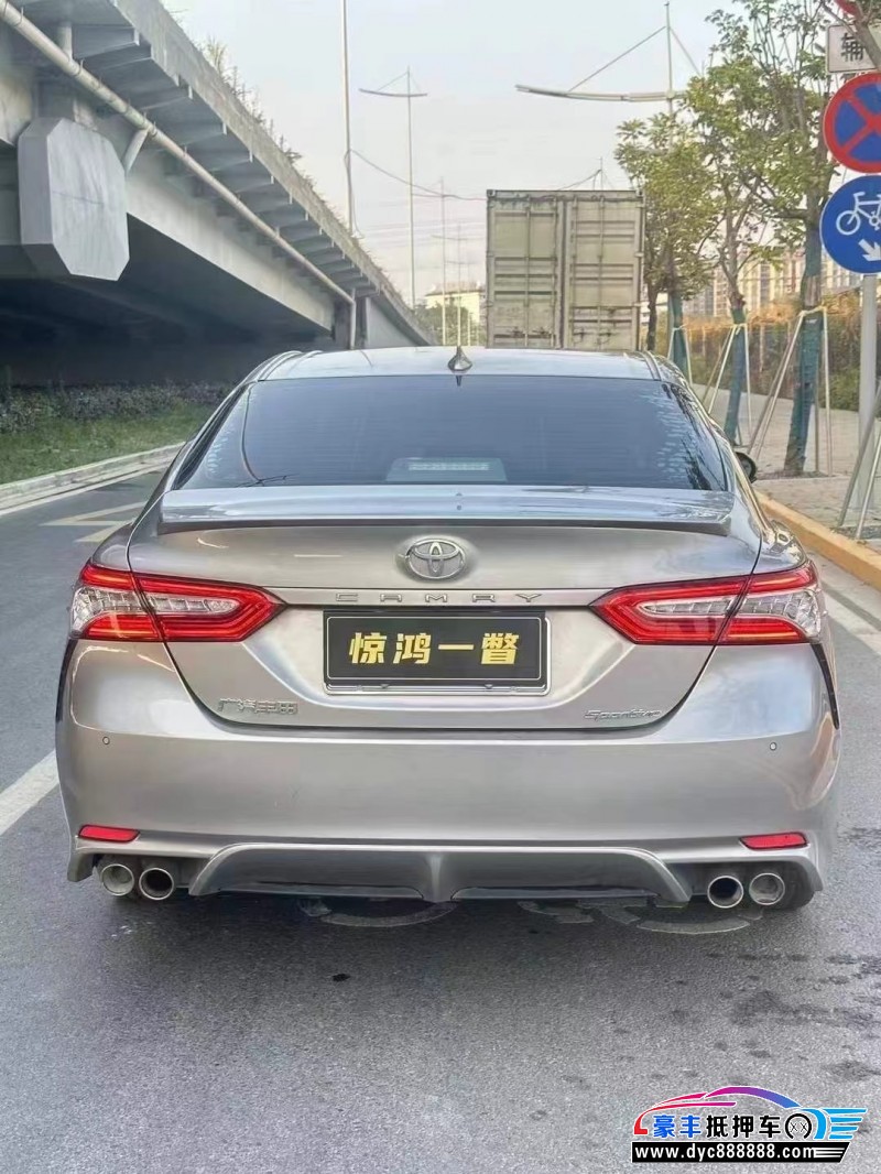 23年丰田凯美瑞轿车抵押车出售