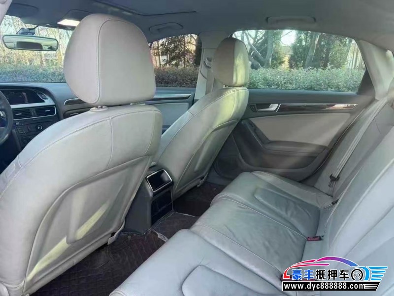 12年奥迪A4轿车抵押车出售