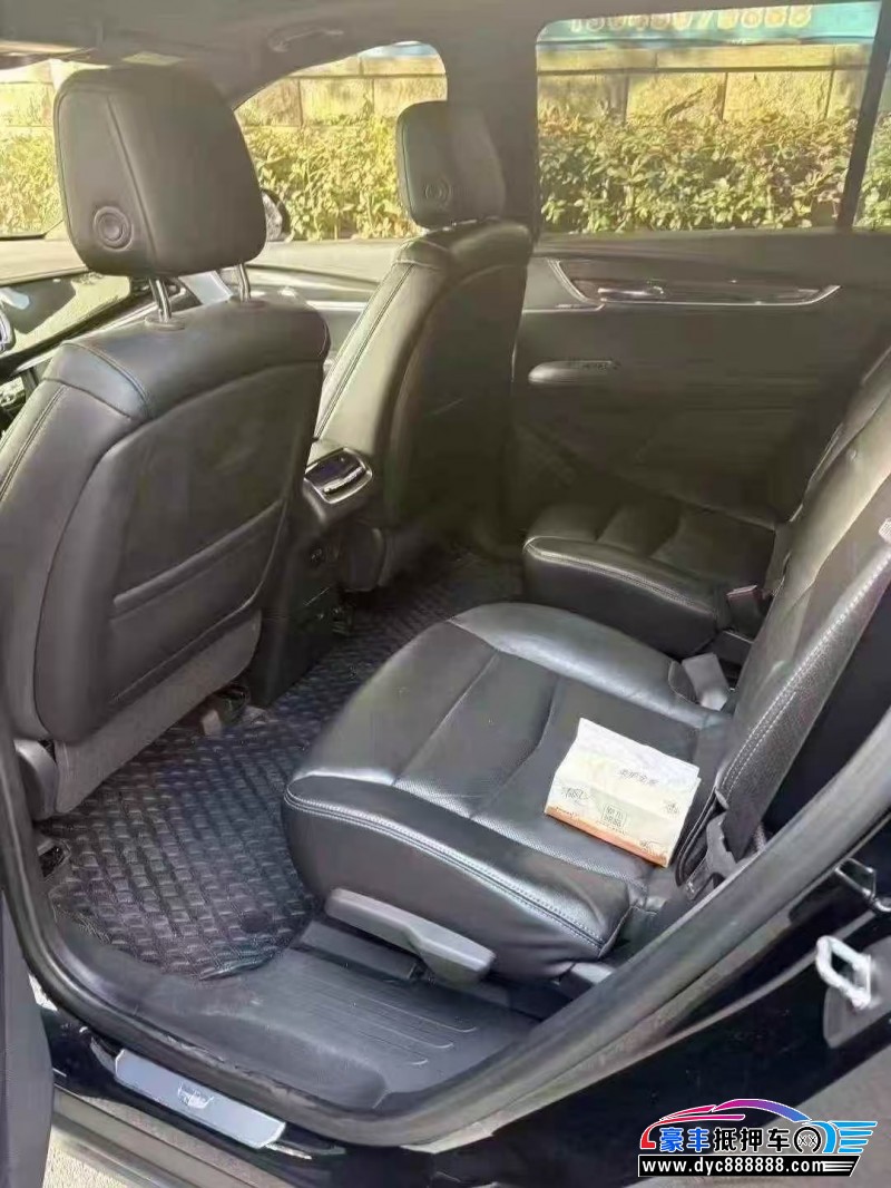 20年凯迪拉克xt6轿车抵押车出售