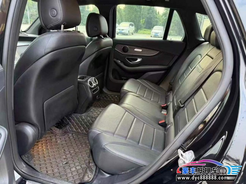 20年奔驰GLC轿车抵押车出售