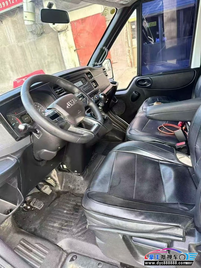 24年江铃福顺轿车抵押车出售