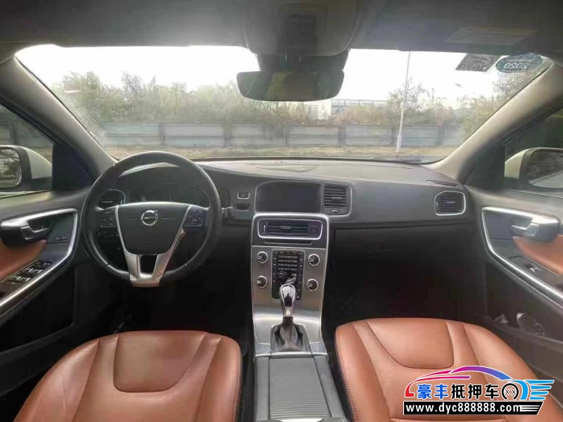 18年沃尔沃S60轿车抵押车出售
