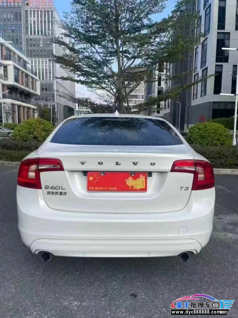 18年沃尔沃S60轿车抵押车出售